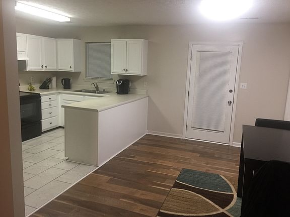 4th image of 414 Moonlite Ave