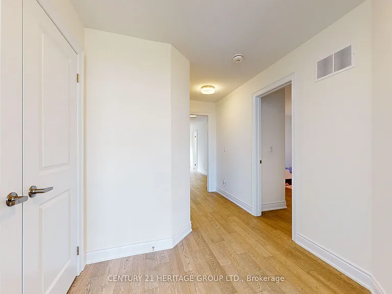 1409 Blackmore St — Photo 16