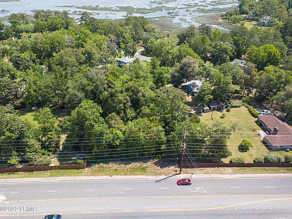 2nd image of 731 Parris Island Gtwy