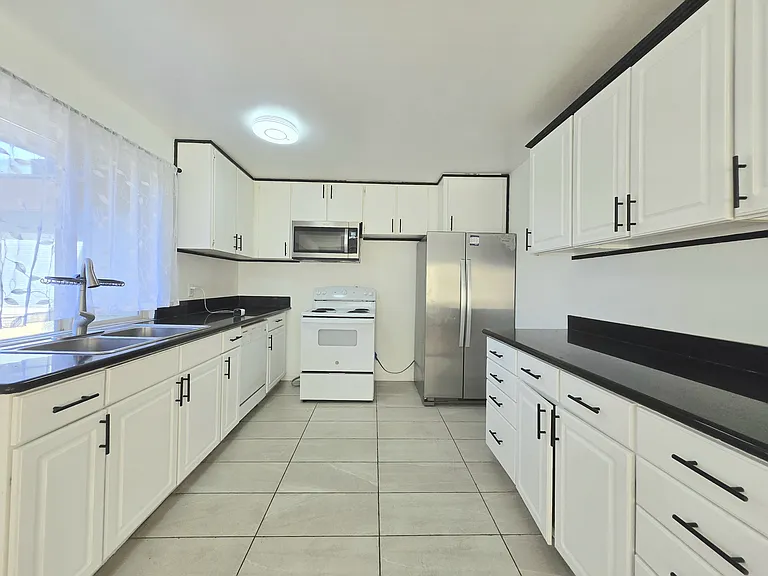 27756 Hummingbird Ct — Photo 16