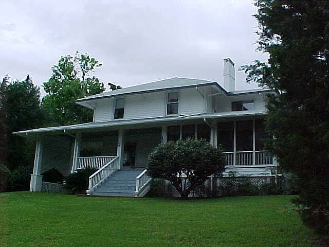 1st image of 989 Bayshore Dr