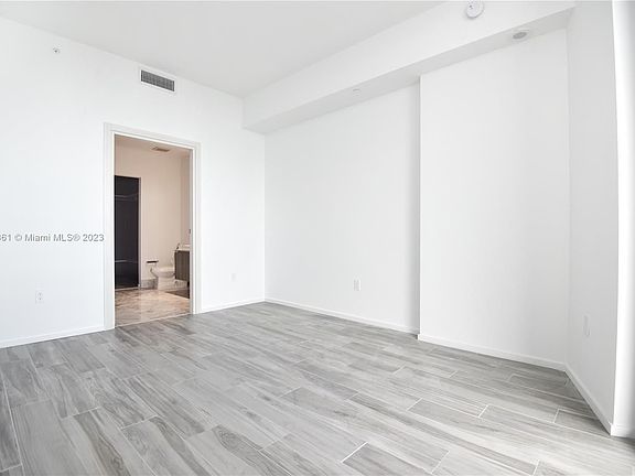 3rd image of 801 S Miami Ave Unit 5008