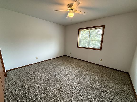 3rd image of 639 Galena Ct
