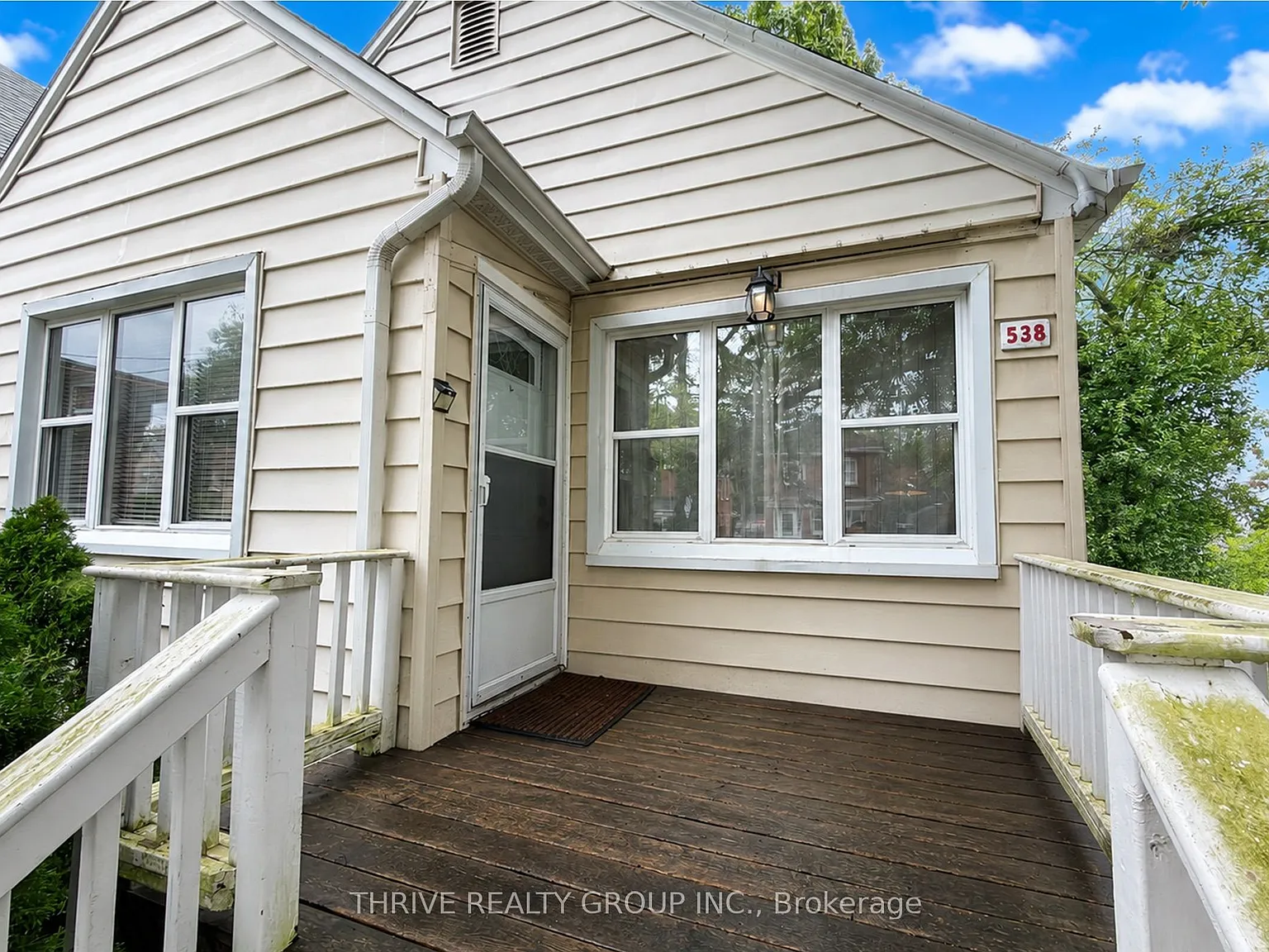 3 bed, $2,150 — Photo 2
