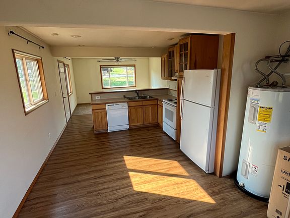 5th image of 615 165th St S