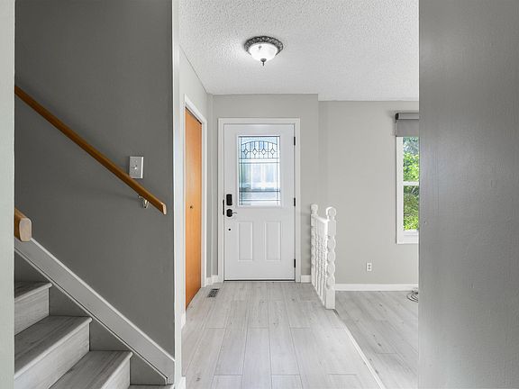 3rd image of 2103 Roadview Dr #525-B