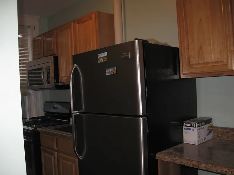 325 E University Pkwy #2-1 — Photo 10
