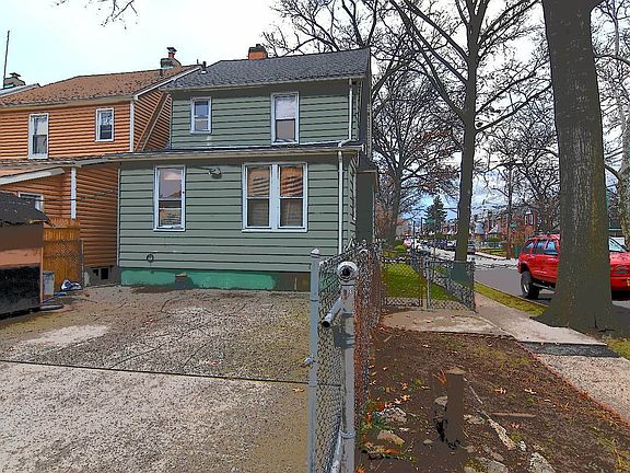 3rd image of 19720 115th Ave
