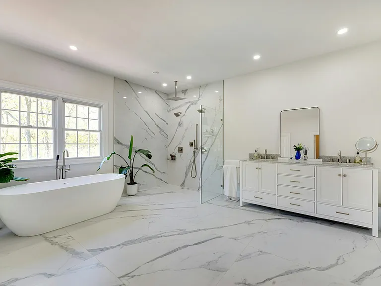 7 The Registry — Photo 19
