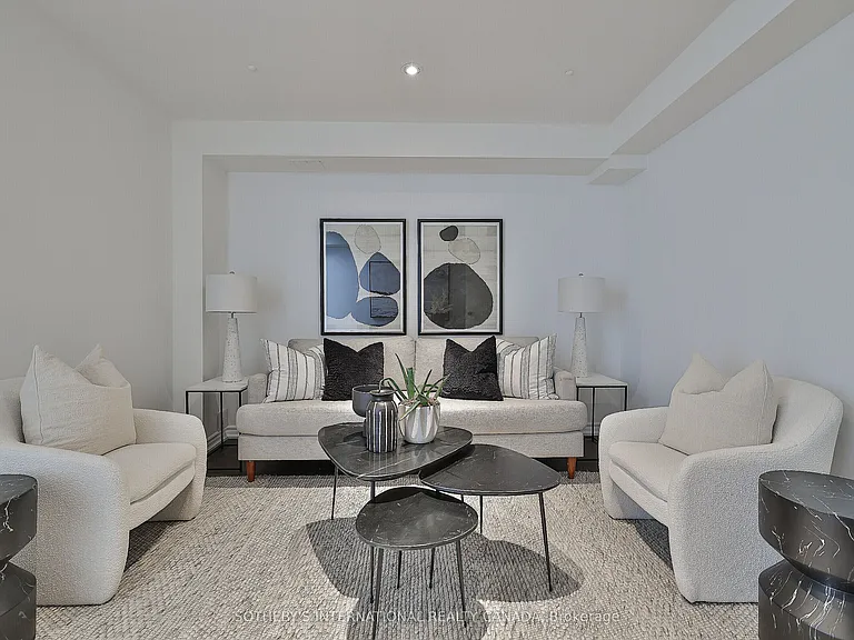 43 Hanna Ave #441 — Photo 20