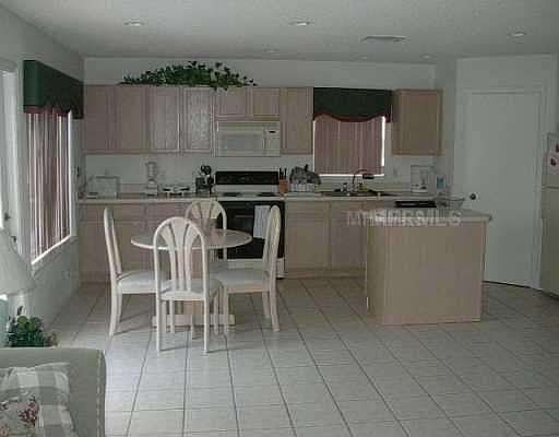 4th image of 1224 Sandbrook Dr