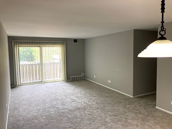 5th image of 675 Grove Dr APT 215