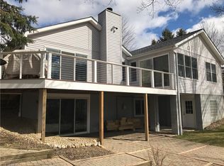 1498 Morning Star Dr, Rock Creek, OH 44084
