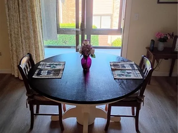 510 Child St APT 106C, Warren, RI 02885