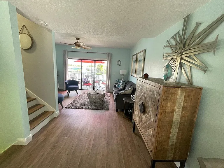 325 Island Way #109 — Photo 32