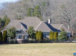 1200 James River Rd, Scottsville, VA 24590