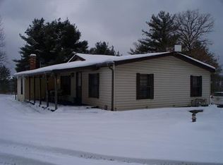 121 Clark Dr, Seneca, PA 16346