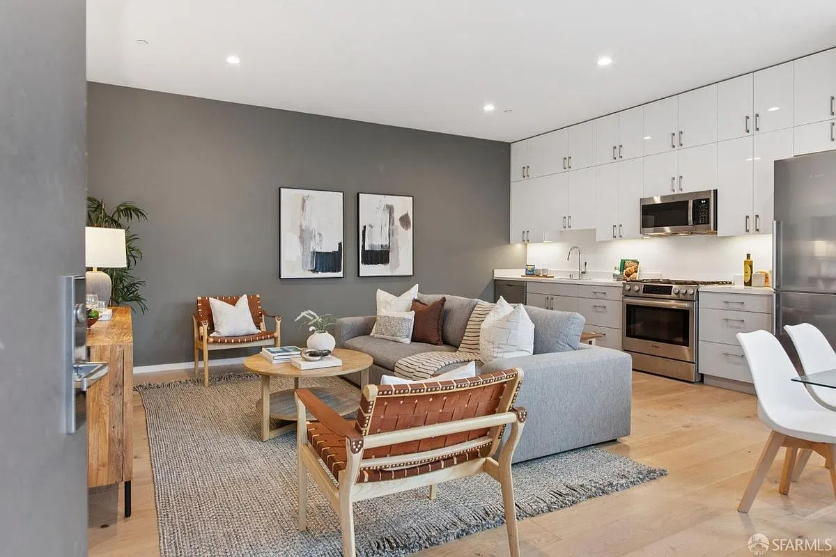 1 bed, 1.0 bath, 730 sqft, $3,500 — Photo 1