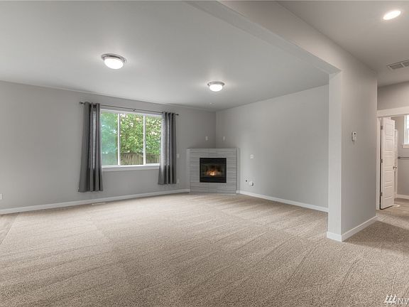 5th image of 1103 Eagle Ave
