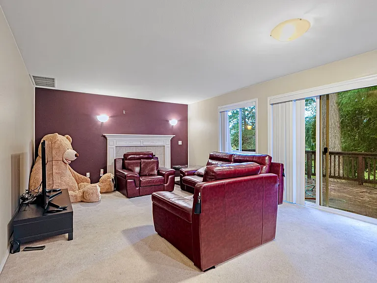 19117 3rd Ave NW — Photo 8