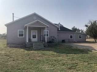105 Franklin St, Stockville, NE 69042