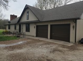 24876 2300th Rd, Chanute, KS 66720