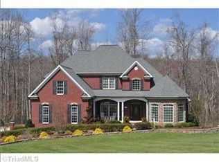 5517 Effieham St, Oak Ridge, NC 27310