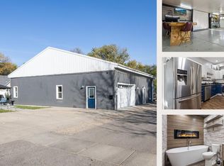 112 4th St SW, Watertown, SD 57201