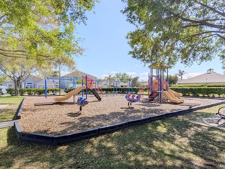 12985 Harborton Dr — Photo 35