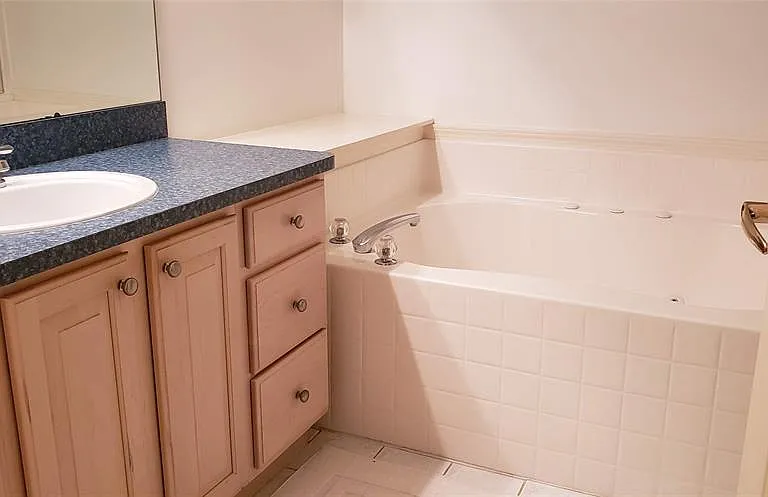 28292 Carlton Way Dr — Photo 27