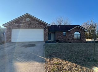 205 N 36th St, Ozark, AR 72949