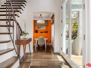 2329 Holly Dr, Los Angeles, CA 90068