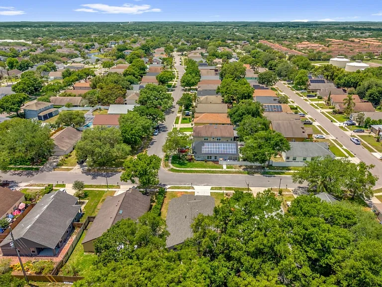 608 Bridge Creek Blvd — Photo 30