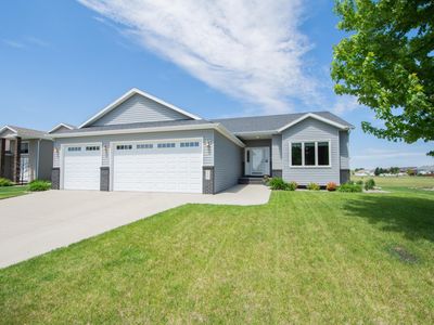 5467 47th Ave S, Fargo, ND, 58104