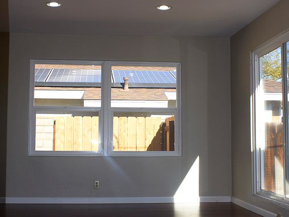 4th image of 3326 Meridian Ave