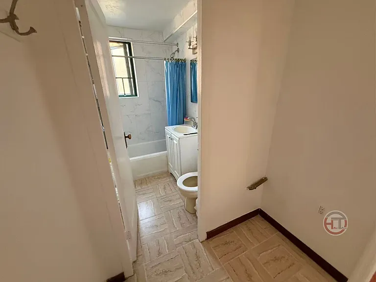1409 Wood Rd #5D — Photo 2