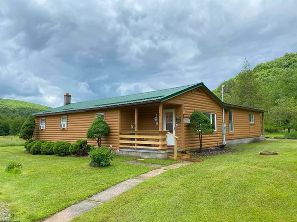 8705 Glady Fork Rd, Glady, WV 26268