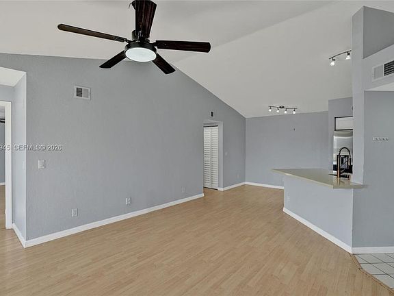 4th image of 12760 Vista Isles Dr