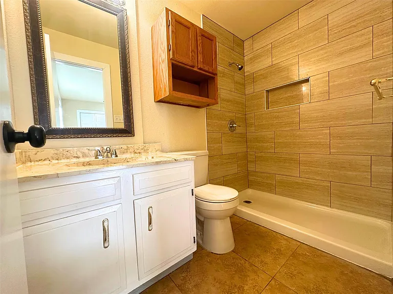 2525 Dovemeadow Dr — Photo 24