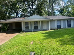 107 Berryhill Pl, Jackson, MS 39206