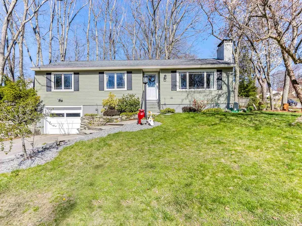 287 Pickering Street, Manchester, NH 03104