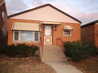 3825 N Cumberland Ave, Chicago, IL