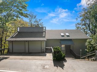 3224 SW Fairmount Blvd, Portland, OR 97239