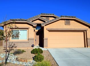 913 Puebla Dr, Bernalillo, NM 87004