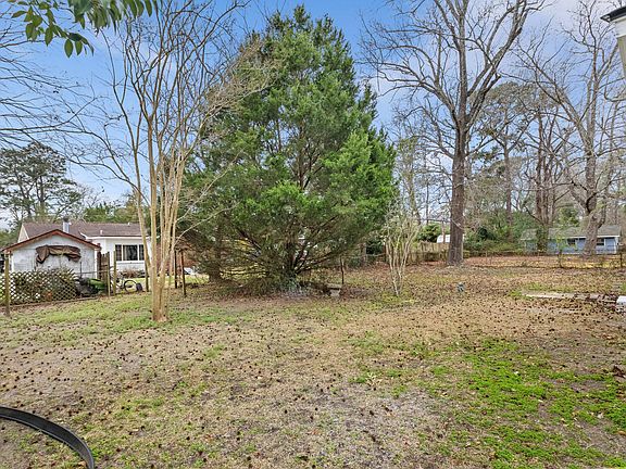 4th image of 1111 Barrett Rd