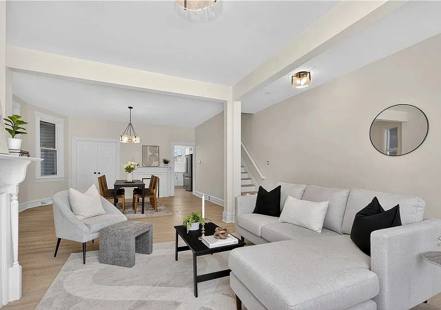 5 bed 3.5 bath - heart of Regent Square. Stunning, must see. — Photo 2