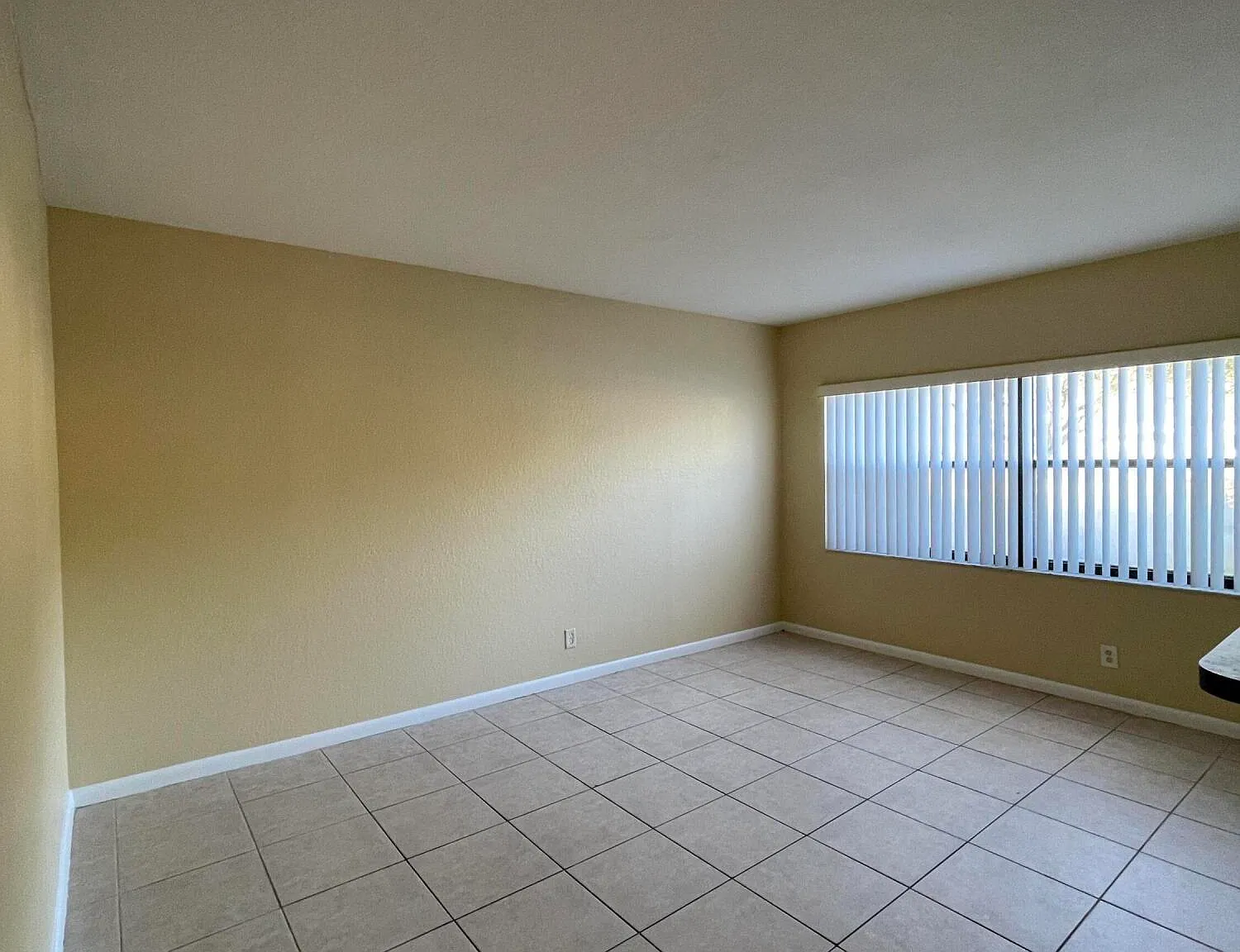 2 bed, 2.0 bath, 800 sqft, $2,000 — Photo 4