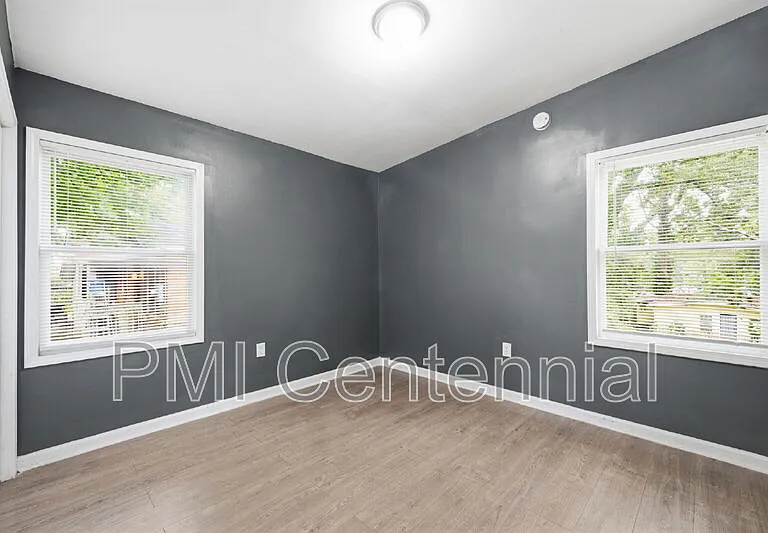 2800 Grand Ave SW — Photo 17