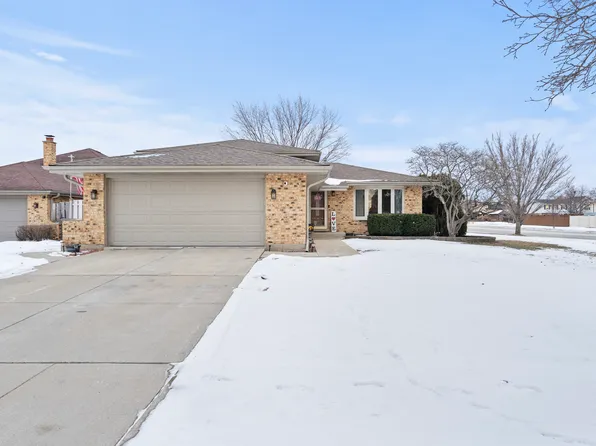16647 Tower Ct, Tinley Park, IL 60477