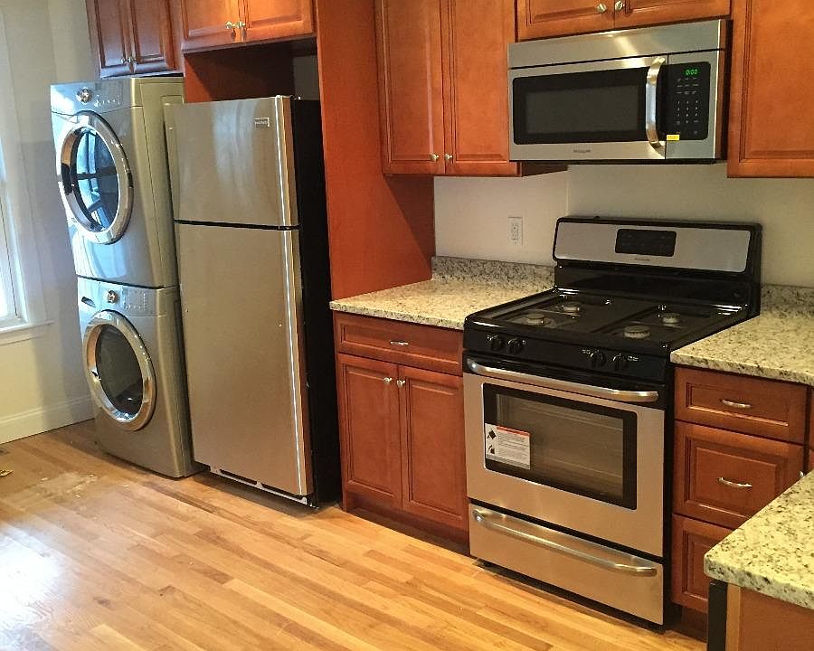 1st image of 11 Leverett St #3C